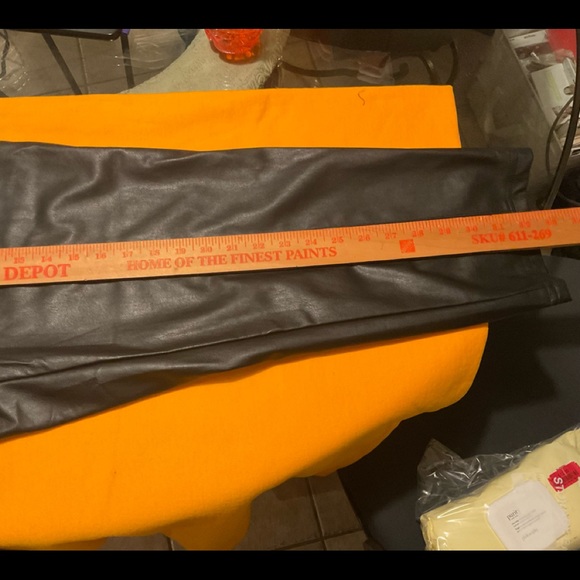 Cato Black Faux Leather Cropped Pullon Pants Size M, NWT - Picture 13 of 15